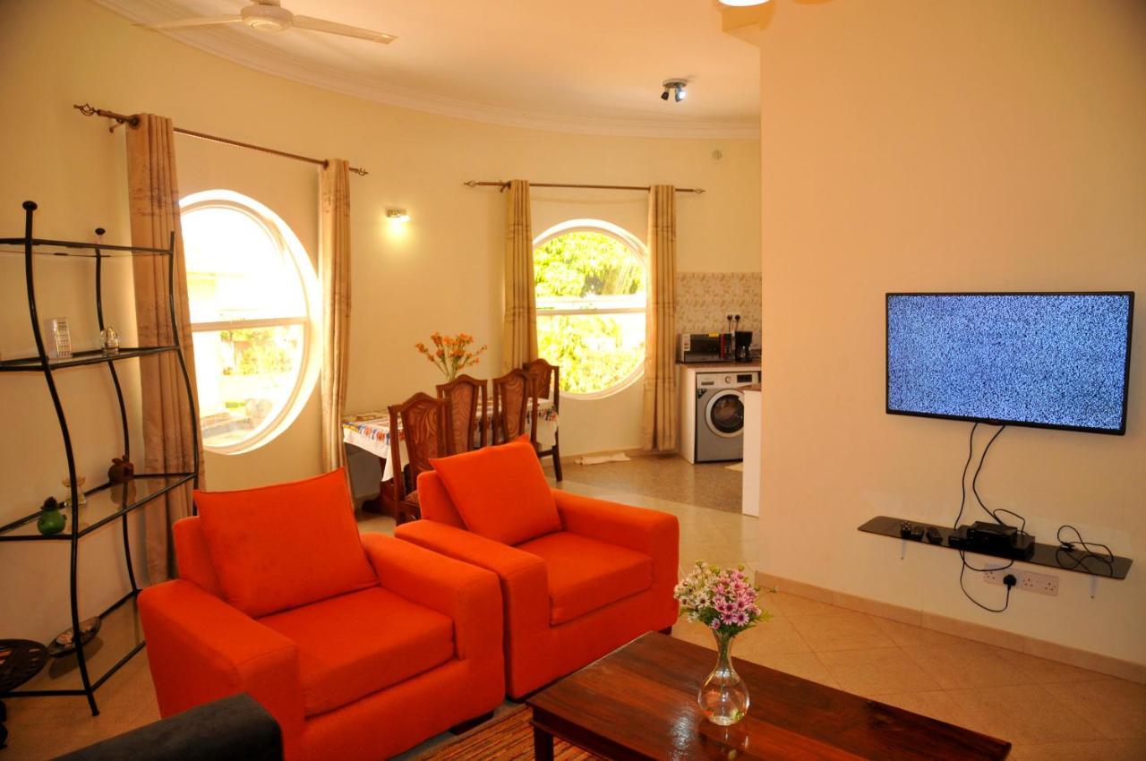 Victoria Lake View Guesthouse & Safaris Entebbe Extérieur photo