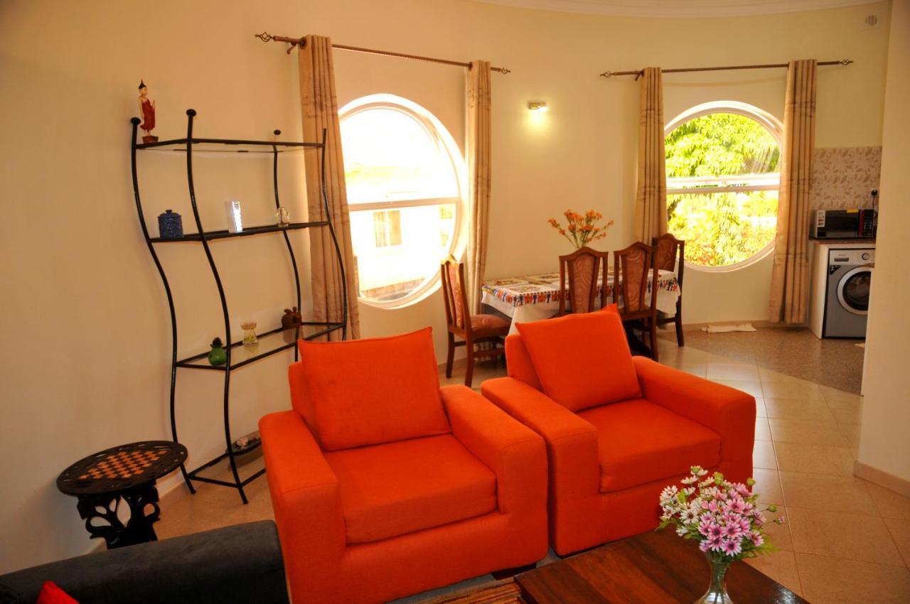 Victoria Lake View Guesthouse & Safaris Entebbe Extérieur photo