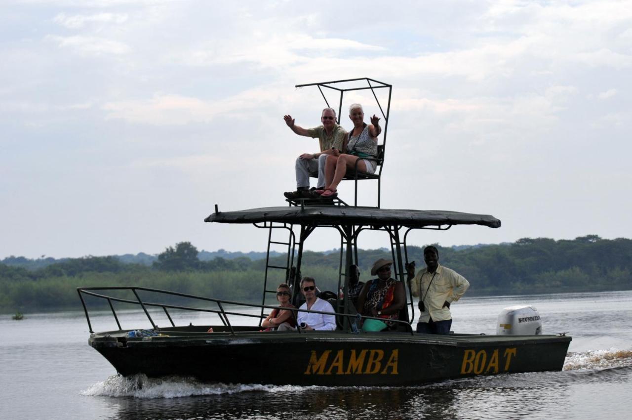 Victoria Lake View Guesthouse & Safaris Entebbe Extérieur photo